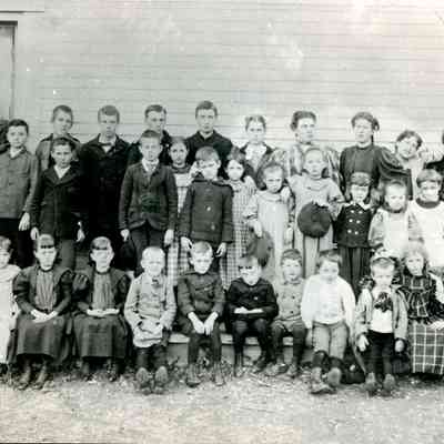 Lincolnville school 1896: Origformat: Book; Resolution: 100 dpi