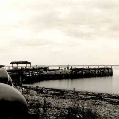 Wharf at Lincolnville Beach: Origformat: Book; Resolution: 100 dpi