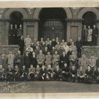 George Prescott on class trip circa 1939?: Origformat: Print-Photographic; Resolution: 400 dpi