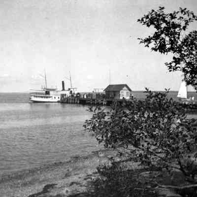Steamship in Northport or Belfast