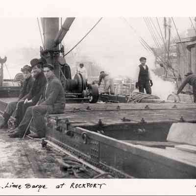 Loading lime casks, Rockport