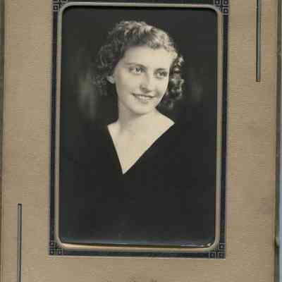 Unidentified student of CHS Class of 1939: Resolution: 400 dpi