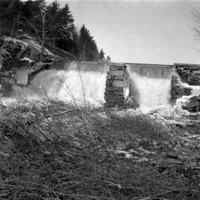 Molyneaux Mill waterfall in winter