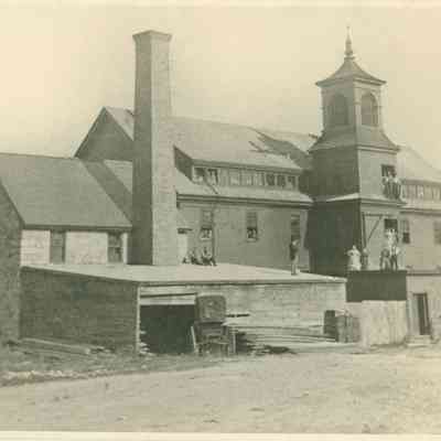 Knox Woolen Mill circa 1870