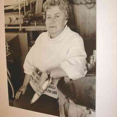 Dorothy Harrington, winder at the Knox Mill, Camden