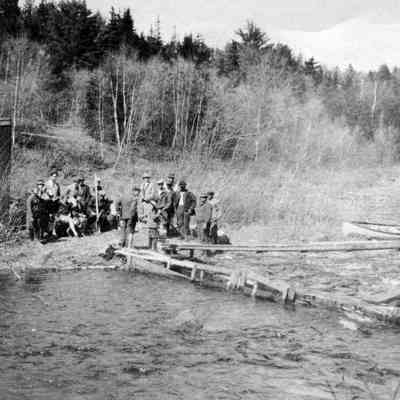 Alewife run on Ducktrap Stream