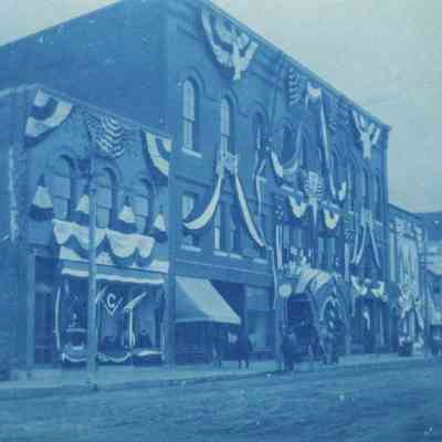 Main St Celebration Camden