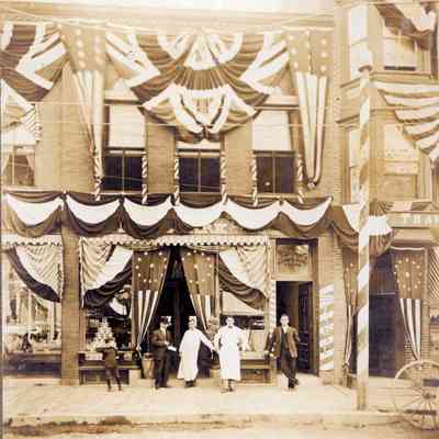 Traveler Inn on Main Street