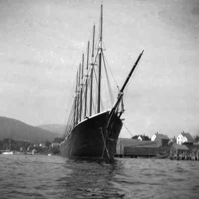 Launch day for the "George W. Wells"