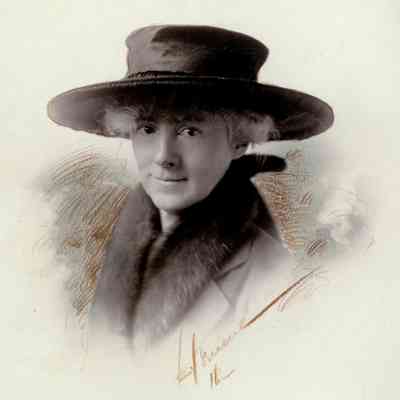 Mary Louise Curtis