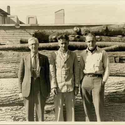 Mayhew, Wooster and Warner