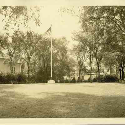 Village Green Flagpole