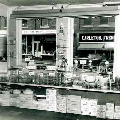 Crockett's Interior - Main St.