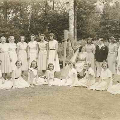 Harp Colony students with Carlos Salzedo in 1951