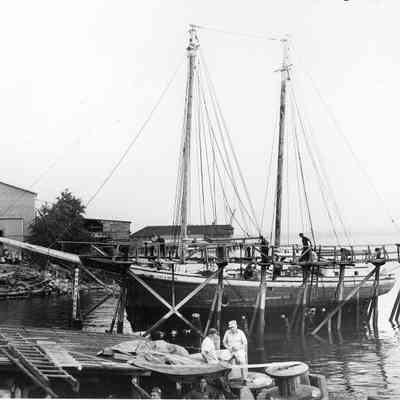 "Lydia M. Webster" in Camden for repairs