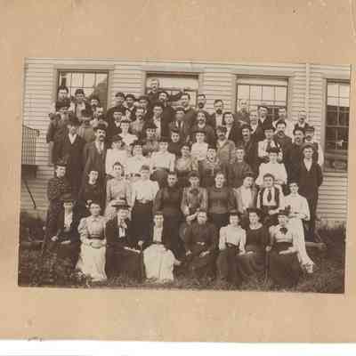 Knox Woolen Company employees circa 1890