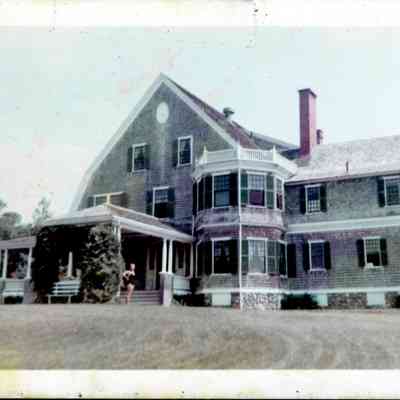 Hill Acres estate exterior