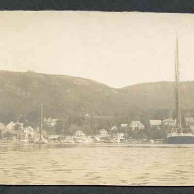 Mt. Battie and shipyard 1902