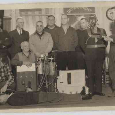 Camden Fire Dept. (Atlantic Engine Co #2) first aid training group