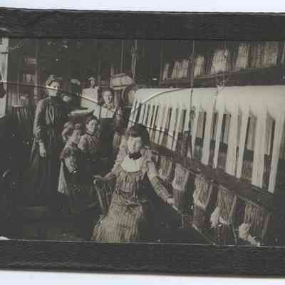 Knox Mill workers at looms circa 1890s