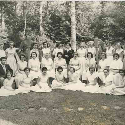 Harp Colony students with Carlos Salzedo in 1952