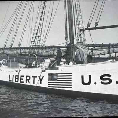 Liberty: Origformat: Print-Photographic