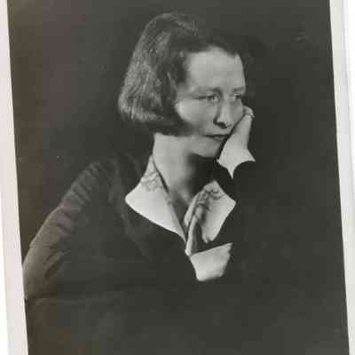 A Pensive Edna St. Vincent Millay