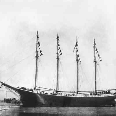 Schooner "Henry F. Kregen"