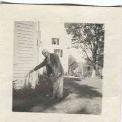 Edward Walsh at home in Ducktrap: Origformat: Other