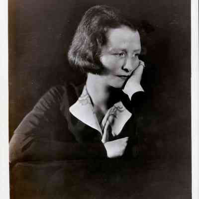 Edna St. Vincent Millay