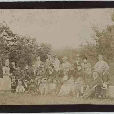 "Uncle Josh's cottage, 1891": Origsize: 8.5" x 5.5"; Origformat: Print-Photographic