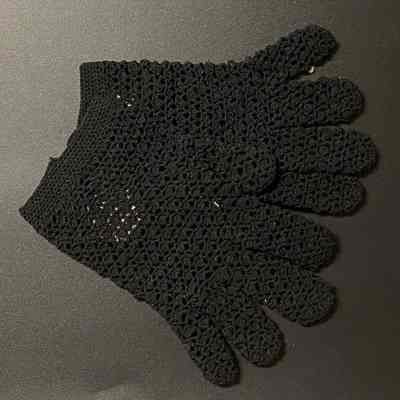 Black Crocheted Gloves