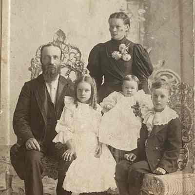 Rev. and Mrs. J. Lonne and children. Rev. Lonne served as pastor for AAL, Zion and Aurdahl Lutheran Churches from 1883 to 1897.