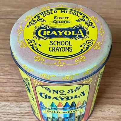 Crayola Crayon Tin