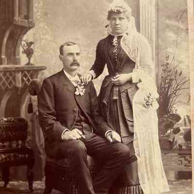 Bohnsack family: William & Wilhemina (Kuehl) Bohnsack, 1878 settlers in Bohnsack Township, Traill County, DT