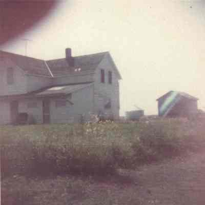 Farmstead in the NE Qtr. of Sect. 20, Belmont Township, Traill County, ND: Photo of John K. and Maggie (Holto) Hovet farm buildings, courtesy of Tiny Hovet