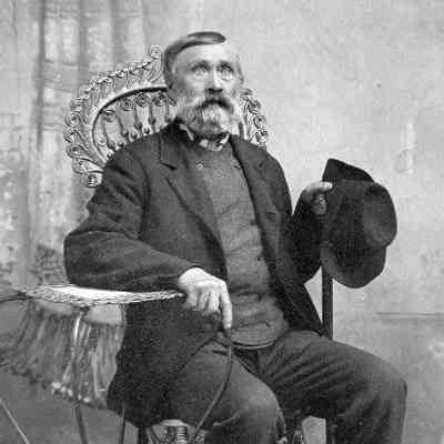 Gordon family: Charles L. and Karen (Klomseth) Gordon, 1875 settlers in Bingham Township, Traill County, Dakota Territory