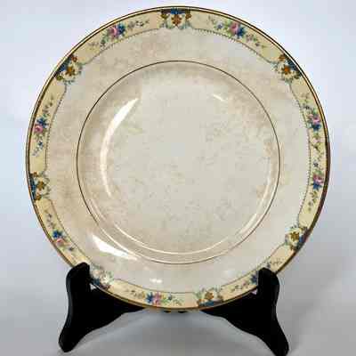 Homer Laughlin China used by Mrs. Hans Halvorson
