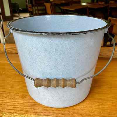 Enamel Bucket