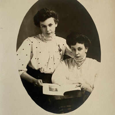 Tena’s Sisters