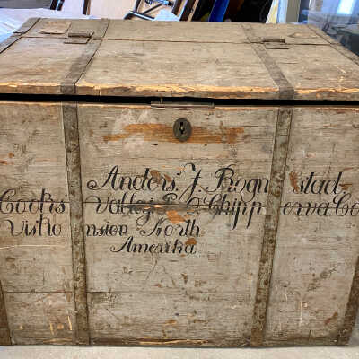 Anders Rognstad Wooden Trunk