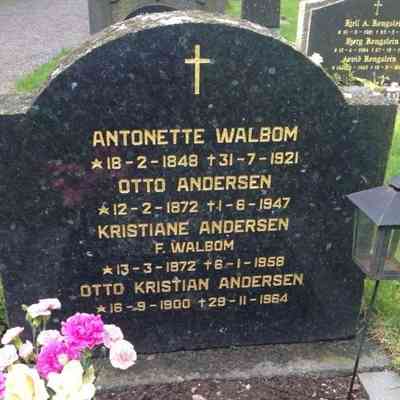 Grave monument, Vallø Gamle Kirkegård, photo courtesy great granddaughter Anne Berit Karlsen: Otto and Kristiane (Walbom) Andersen