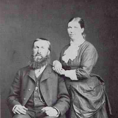 Enger family: Fingal & Gjertrud (Nelson) Enger, early pioneers of Traill and Steele Counties, Dakota Territory