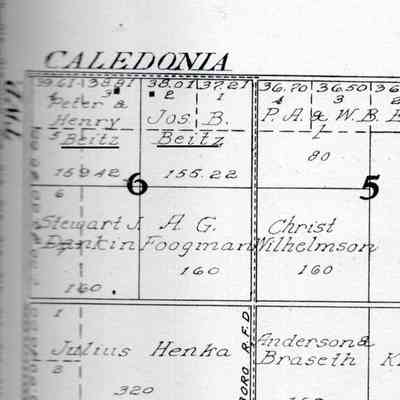 1927 Standard Atlas of Traill County, North Dakota: Portion of Herberg Township, farmland of Henry and Peter Beitz, Sect. 6