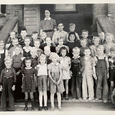 1940 1st Grade Hillsboro Class