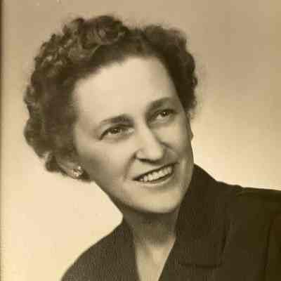 Elise Foogman (Mrs. Harry) Tonn