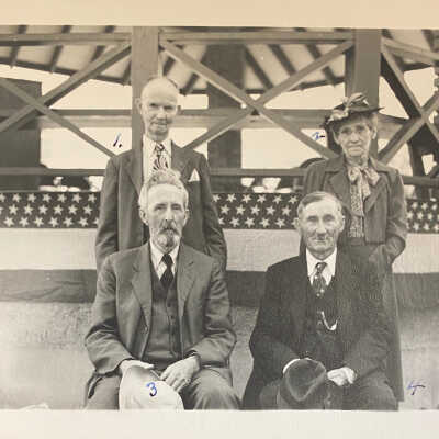 J. A. Munter, Mrs. Hartvig Johnson Lund, Arne H. Moen, & Hartvig E. Floberg
