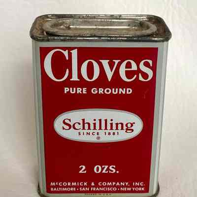 Schilling Pure Ground Cloves