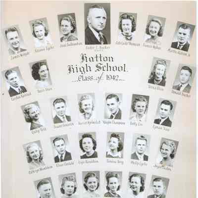 Hatton High School 1942 Class list & photo