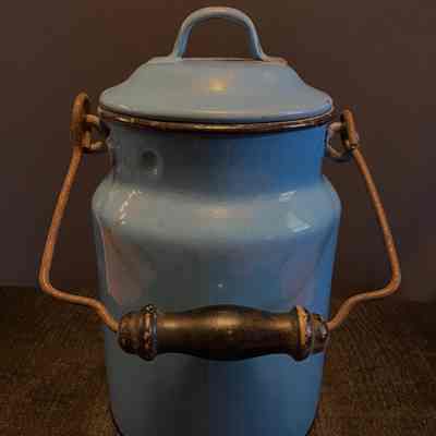 Small Milk Container